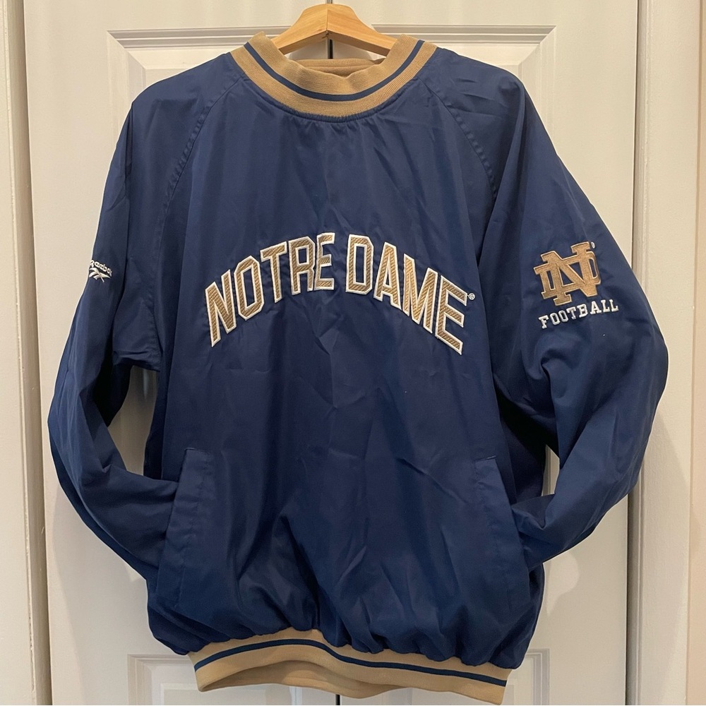 Vintage 90s *Like New* Notre Dame Blue and Gold Pullover with pockets